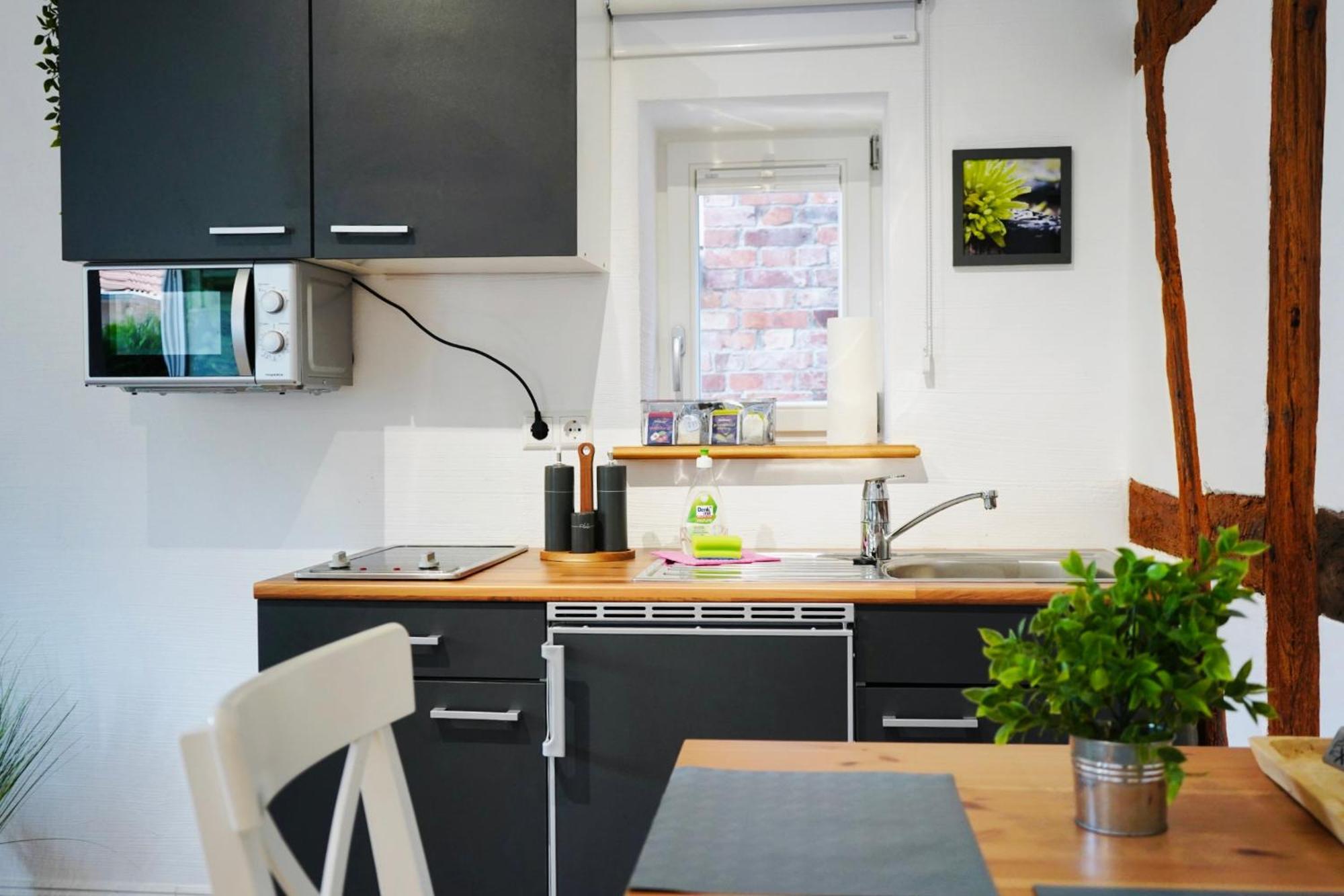 Altstadt Apartment II - Terrasse- Waschmaschine- Parkplatz Wolfsburg Ngoại thất bức ảnh